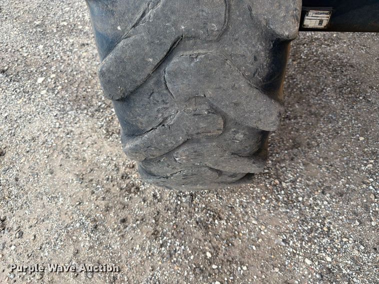 image for item DQ7870 2004 Sky Trac 8042 telehandler