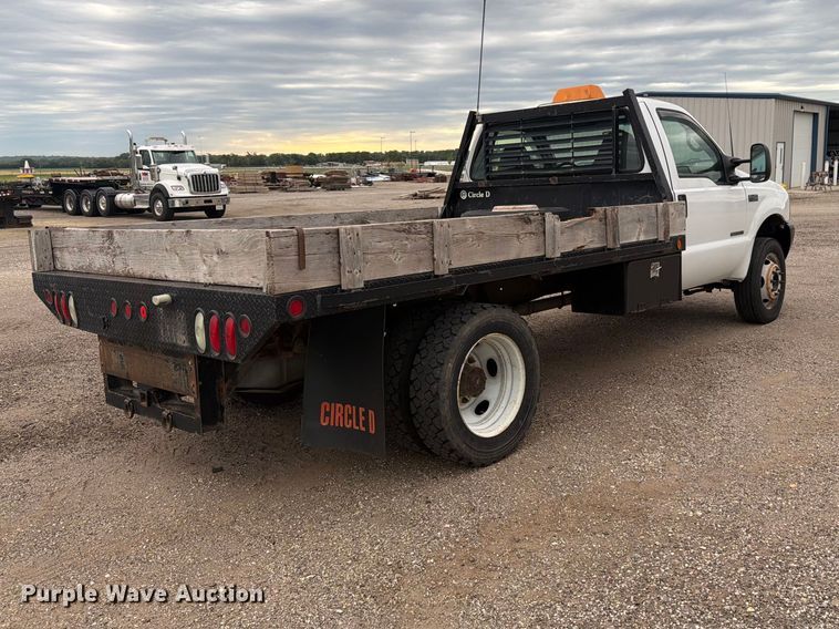 image for item DQ7871 2001 Ford F450 Super Duty flatbed truck