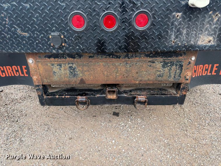 image for item DQ7871 2001 Ford F450 Super Duty flatbed truck