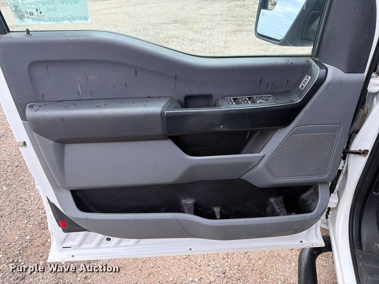image for item DQ7872 2022 Ford F150 XL Ext. Cab pickup truck