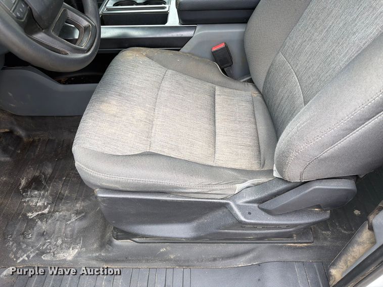 image for item DQ7872 2022 Ford F150 XL Ext. Cab pickup truck