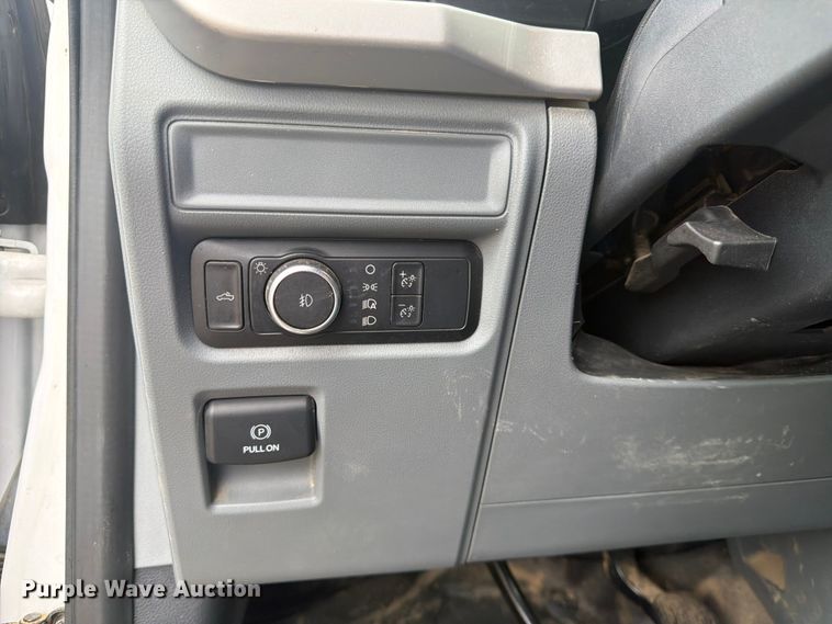 image for item DQ7872 2022 Ford F150 XL Ext. Cab pickup truck