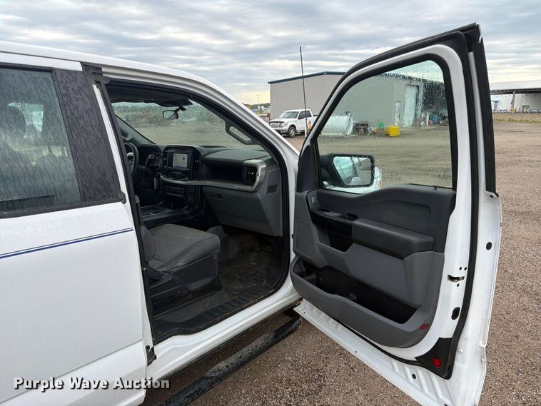 image for item DQ7872 2022 Ford F150 XL Ext. Cab pickup truck