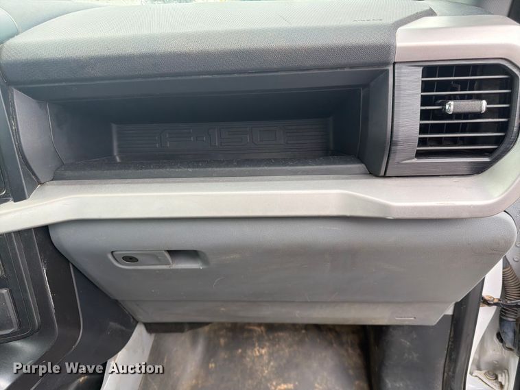 image for item DQ7872 2022 Ford F150 XL Ext. Cab pickup truck