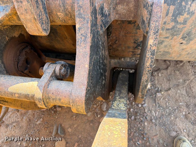 image for item DQ7916 2011 Caterpillar 966K wheel loader