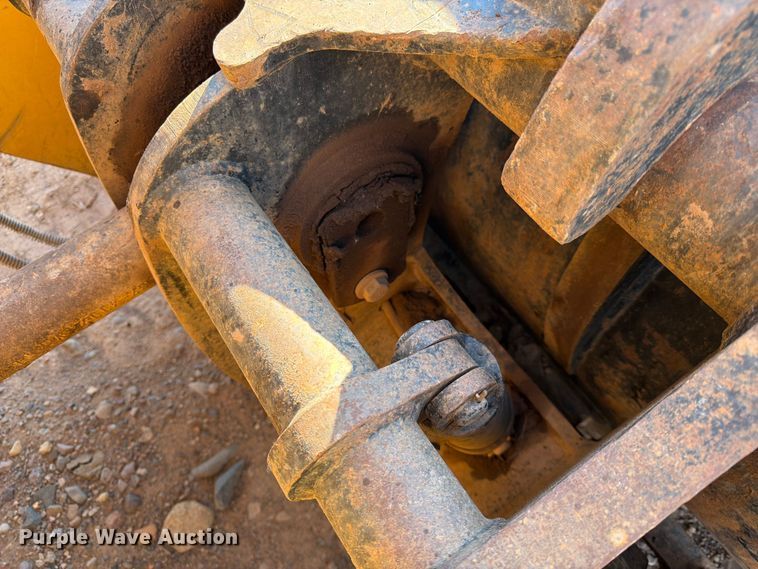 image for item DQ7916 2011 Caterpillar 966K wheel loader