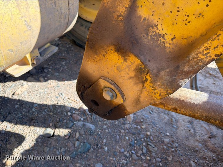 image for item DQ7916 2011 Caterpillar 966K wheel loader