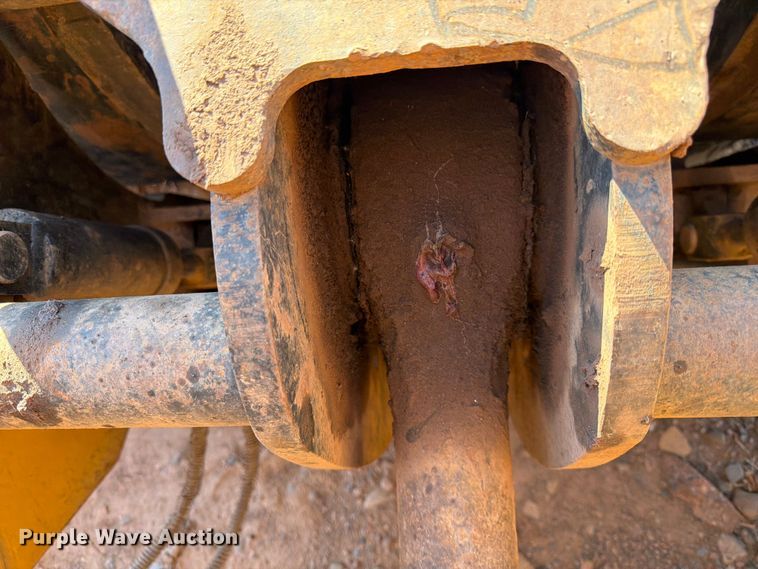 image for item DQ7916 2011 Caterpillar 966K wheel loader
