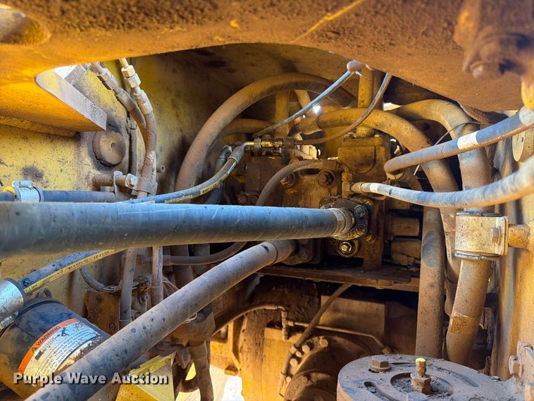 image for item DQ7916 2011 Caterpillar 966K wheel loader