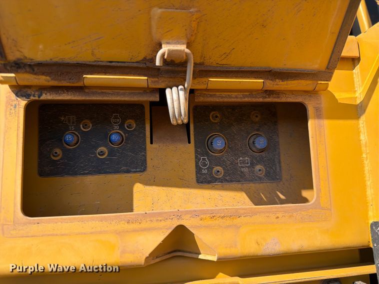 image for item DQ7916 2011 Caterpillar 966K wheel loader