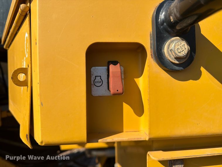 image for item DQ7916 2011 Caterpillar 966K wheel loader