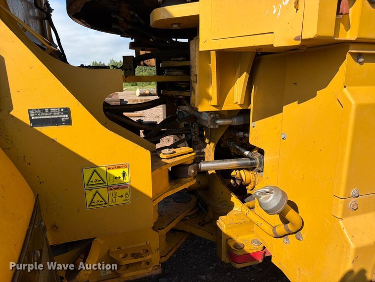 image for item DQ7916 2011 Caterpillar 966K wheel loader