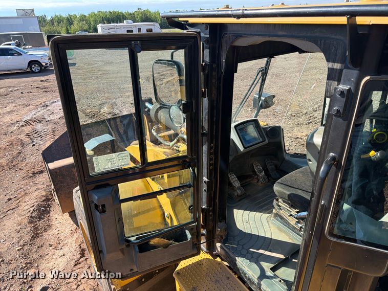image for item DQ7916 2011 Caterpillar 966K wheel loader