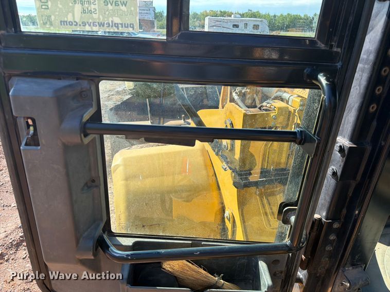 image for item DQ7916 2011 Caterpillar 966K wheel loader