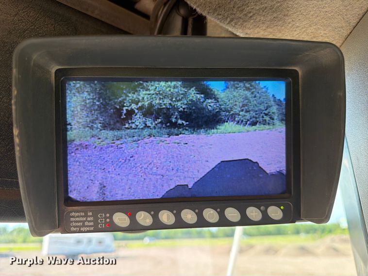 image for item DQ7916 2011 Caterpillar 966K wheel loader