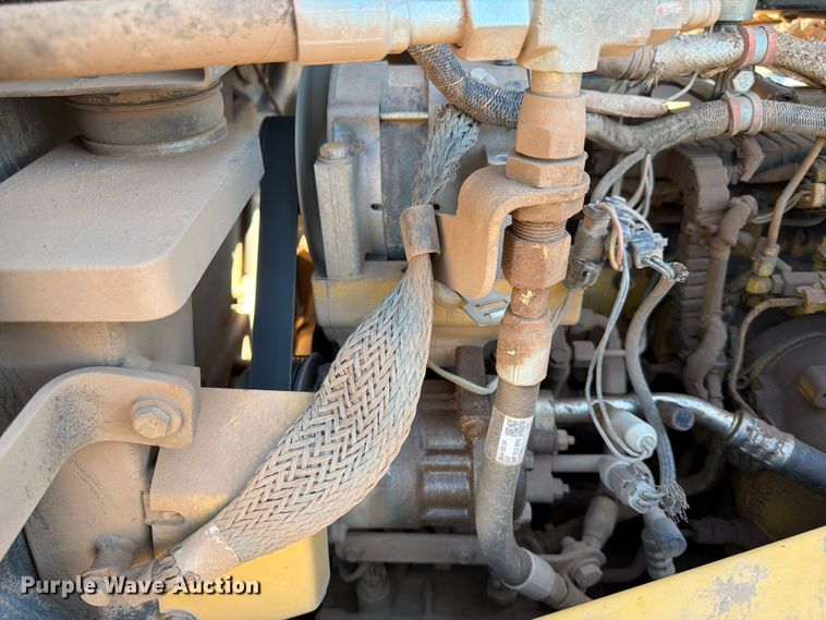 image for item DQ7916 2011 Caterpillar 966K wheel loader
