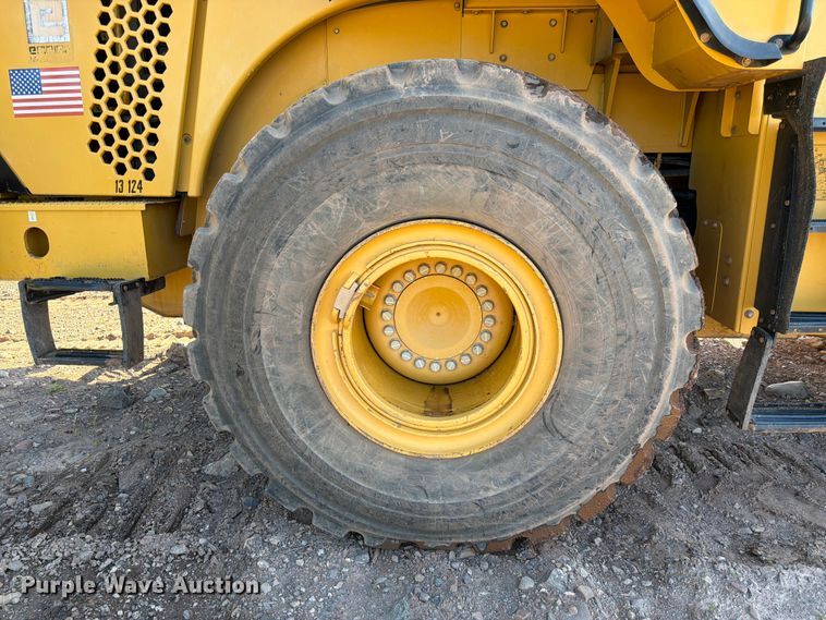 image for item DQ7916 2011 Caterpillar 966K wheel loader