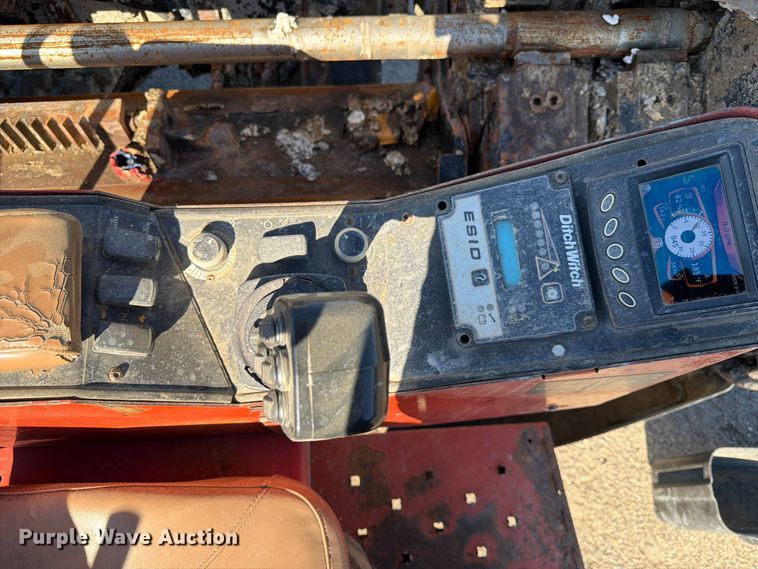 image for item DQ7927 2015 Ditch Witch JT25 directional boring unit