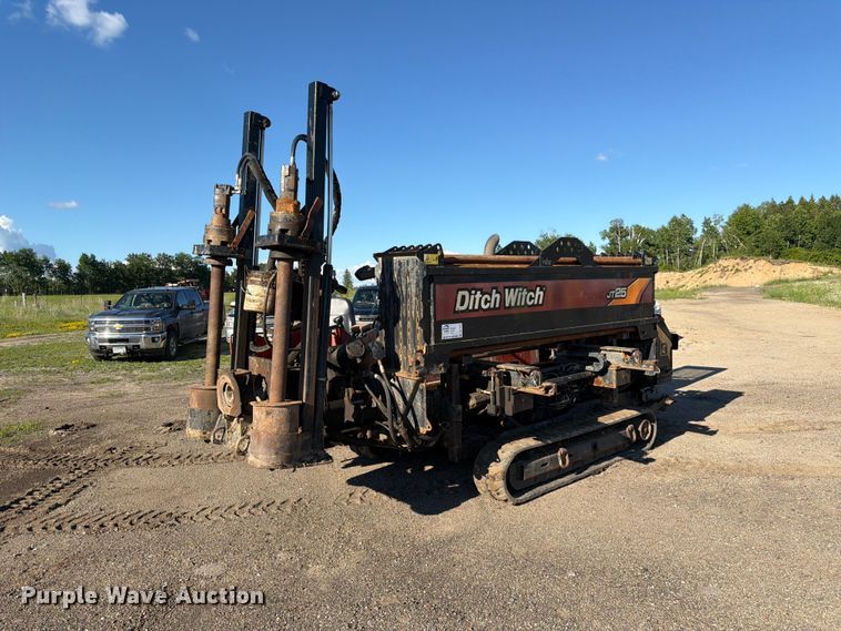 image for item DQ7928 2015 Ditch witch JT25 directional boring unit