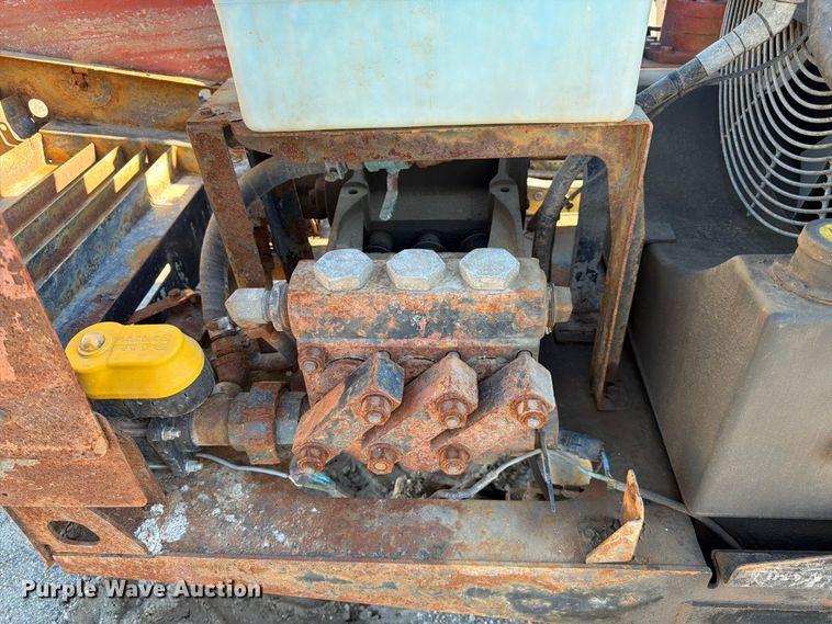image for item DQ7928 2015 Ditch witch JT25 directional boring unit