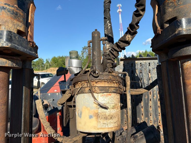 image for item DQ7928 2015 Ditch witch JT25 directional boring unit