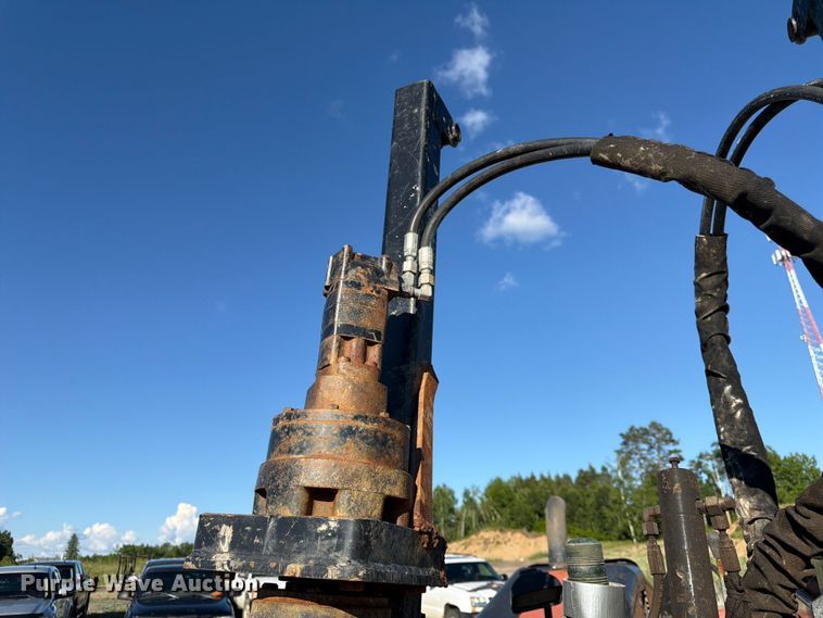 image for item DQ7928 2015 Ditch witch JT25 directional boring unit