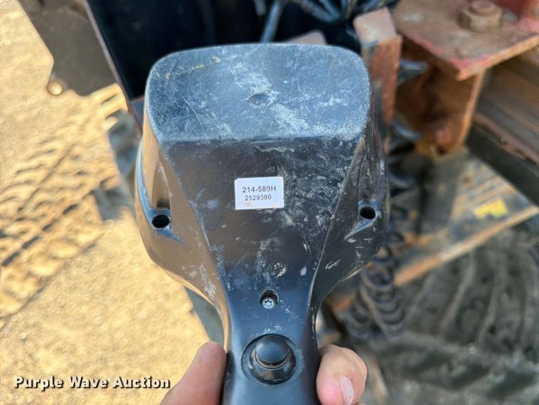 image for item DQ7928 2015 Ditch witch JT25 directional boring unit