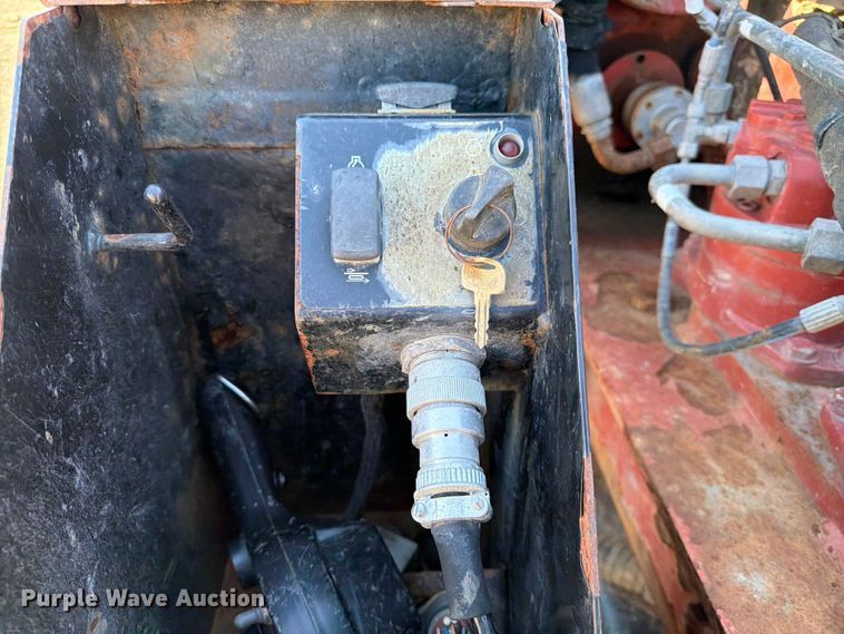 image for item DQ7928 2015 Ditch witch JT25 directional boring unit