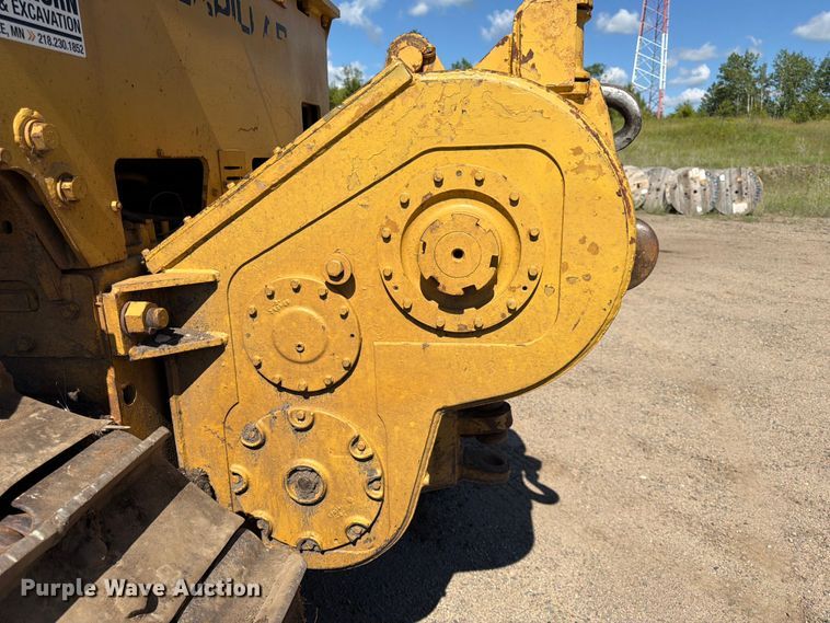 image for item DQ7930 1972 Caterpillar D8H cable plow