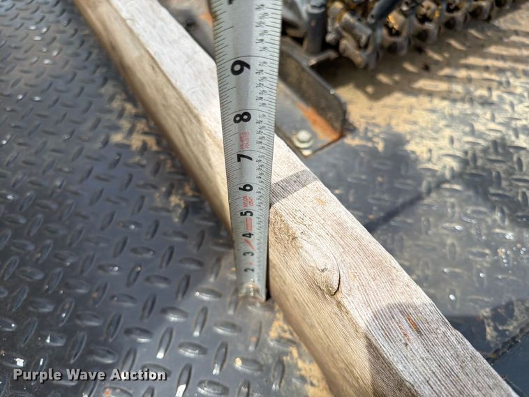 image for item DQ7932 1996 Ford F450 Super Duty flatbed truck