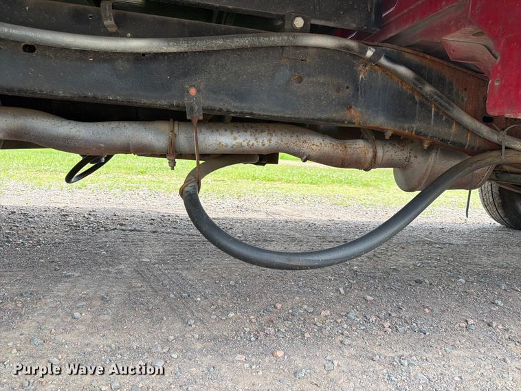 image for item DQ7932 1996 Ford F450 Super Duty flatbed truck