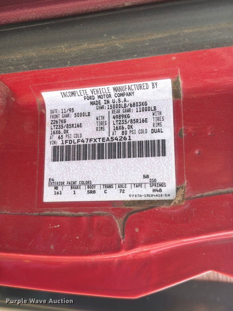 image for item DQ7932 1996 Ford F450 Super Duty flatbed truck