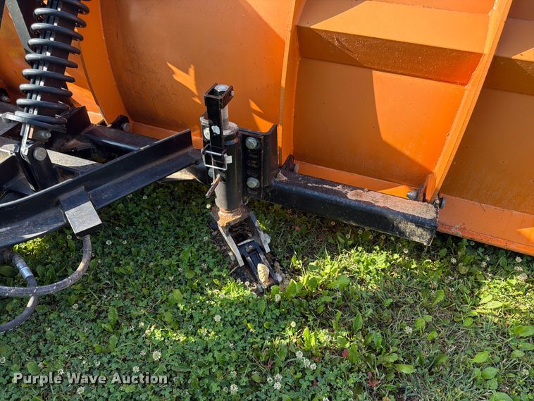 image for item DQ7935 2003 Volvo G740B motor grader