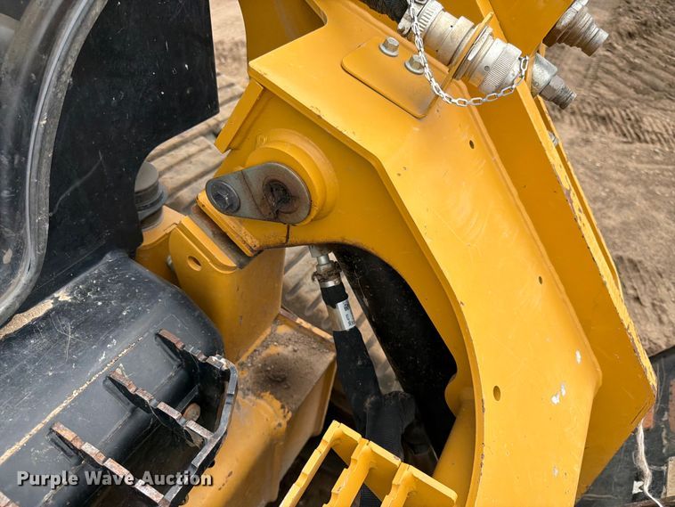 image for item DQ7937 2023 Caterpillar 279D3 XPS tracked skid steer loader