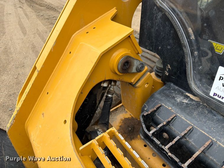 image for item DQ7937 2023 Caterpillar 279D3 XPS tracked skid steer loader