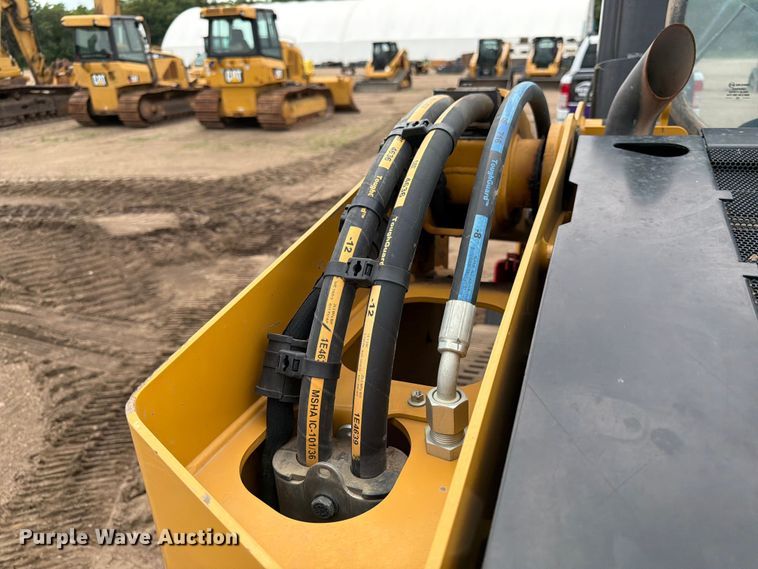image for item DQ7937 2023 Caterpillar 279D3 XPS tracked skid steer loader