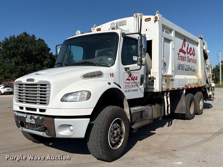 image for item DQ7946 2008 Freightliner Business Class M2 refuse truck