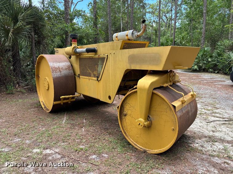 image for item DU6318 Ingram 12-Ton double drum roller