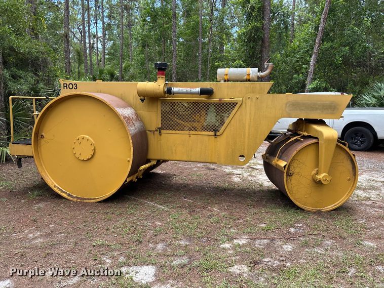 image for item DU6318 Ingram 12-Ton double drum roller