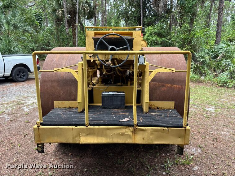 image for item DU6318 Ingram 12-Ton double drum roller
