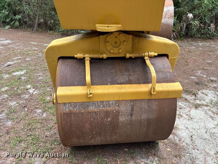 image for item DU6318 Ingram 12-Ton double drum roller
