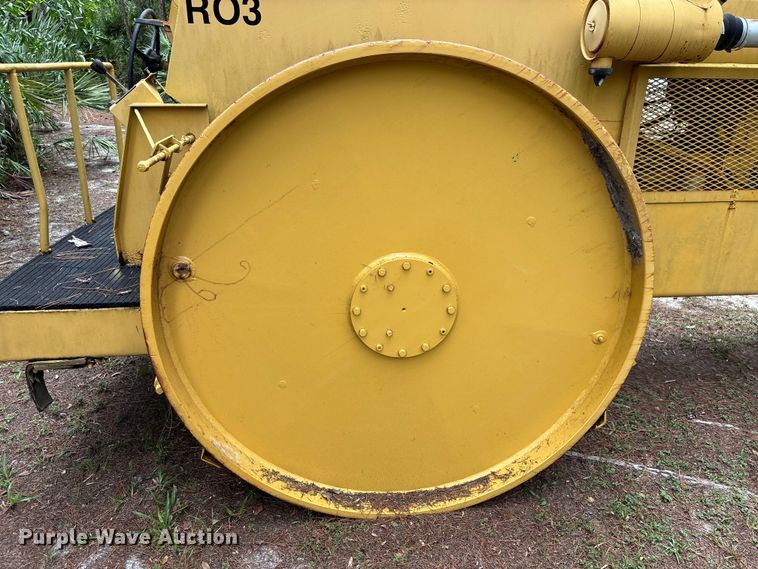 image for item DU6318 Ingram 12-Ton double drum roller