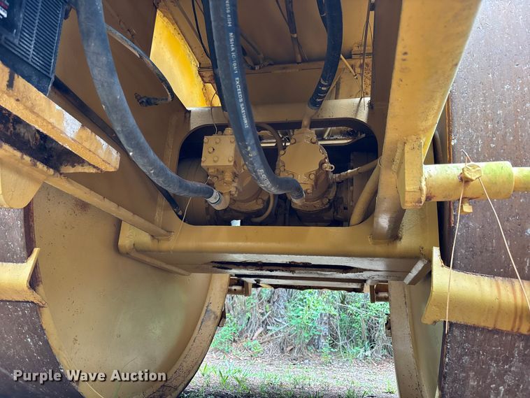 image for item DU6318 Ingram 12-Ton double drum roller