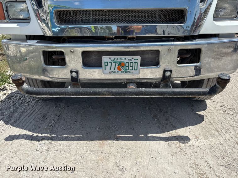 image for item DU6319 2006 Ford F750 Super Duty tank truck