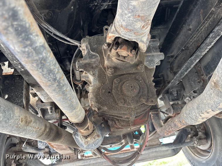 image for item DU6319 2006 Ford F750 Super Duty tank truck