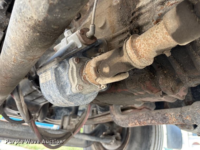 image for item DU6319 2006 Ford F750 Super Duty tank truck
