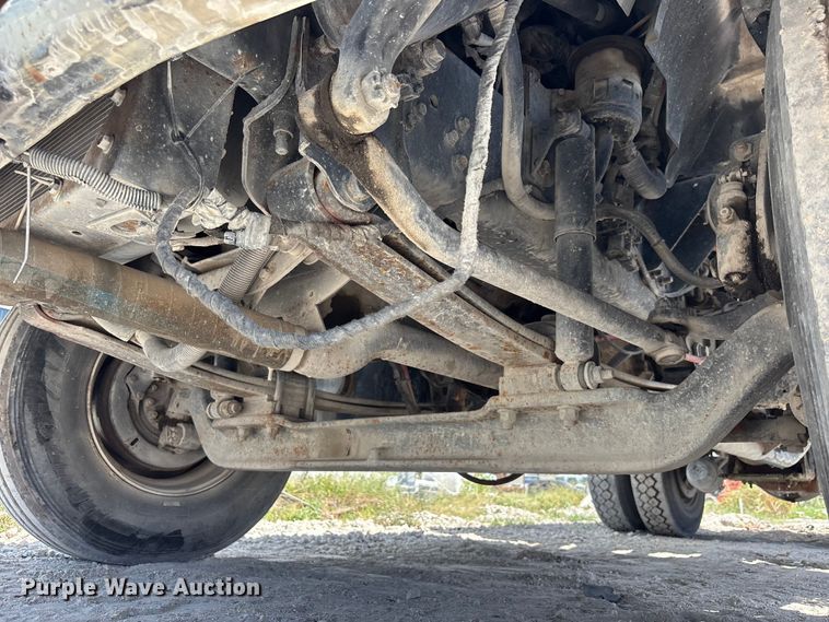 image for item DU6319 2006 Ford F750 Super Duty tank truck
