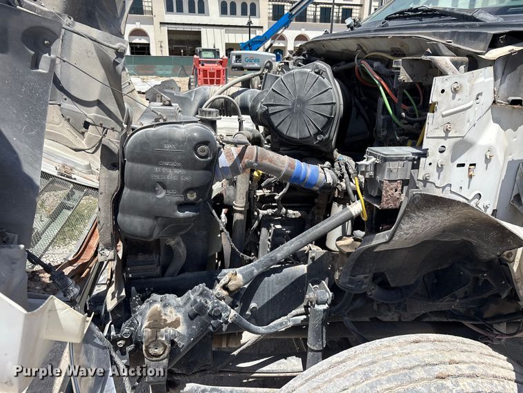image for item DU6319 2006 Ford F750 Super Duty tank truck