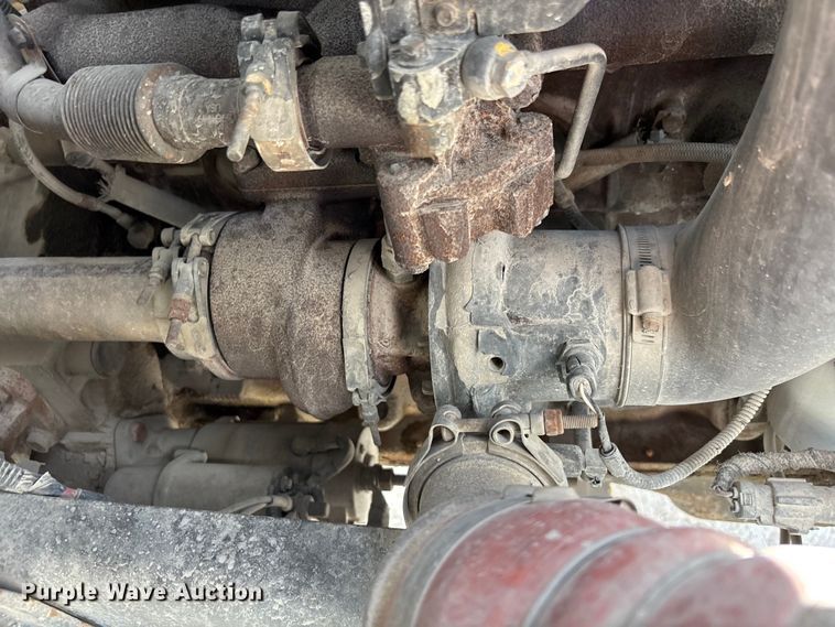 image for item DU6319 2006 Ford F750 Super Duty tank truck