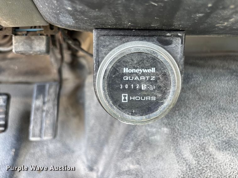 image for item DU6319 2006 Ford F750 Super Duty tank truck